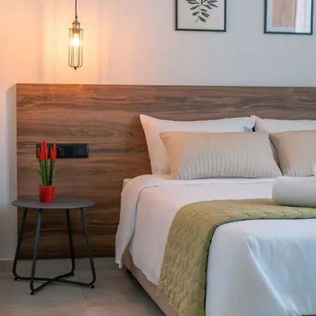 Brand New Suites In City Center Heraklion  Exterior photo