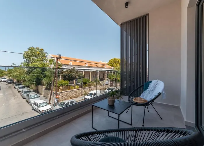 Brand New Suites In City Center