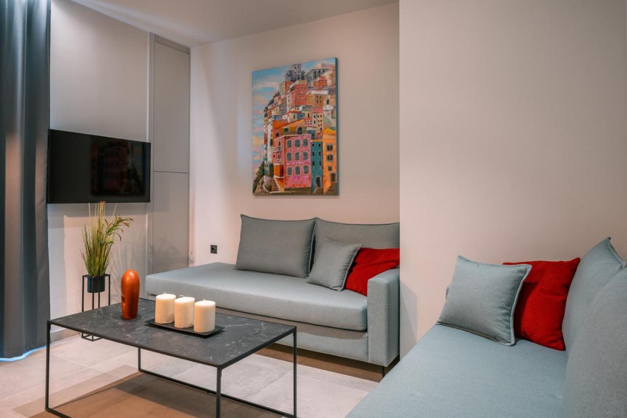Apartment Brand New In Center *